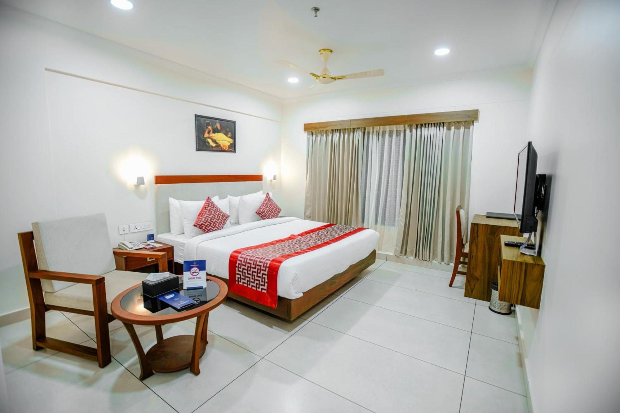 Hotel Kkm International Thiruvananthapuram Esterno foto