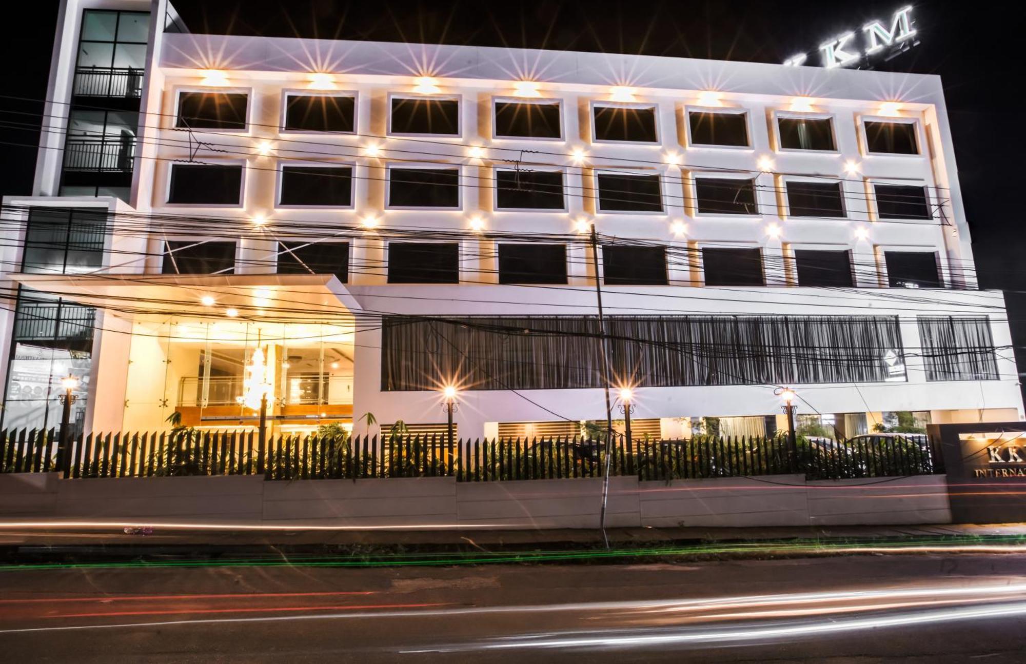 Hotel Kkm International Thiruvananthapuram Esterno foto